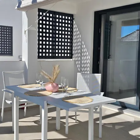 Arroyo Apartment