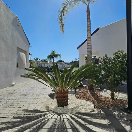 Arroyo Apartment